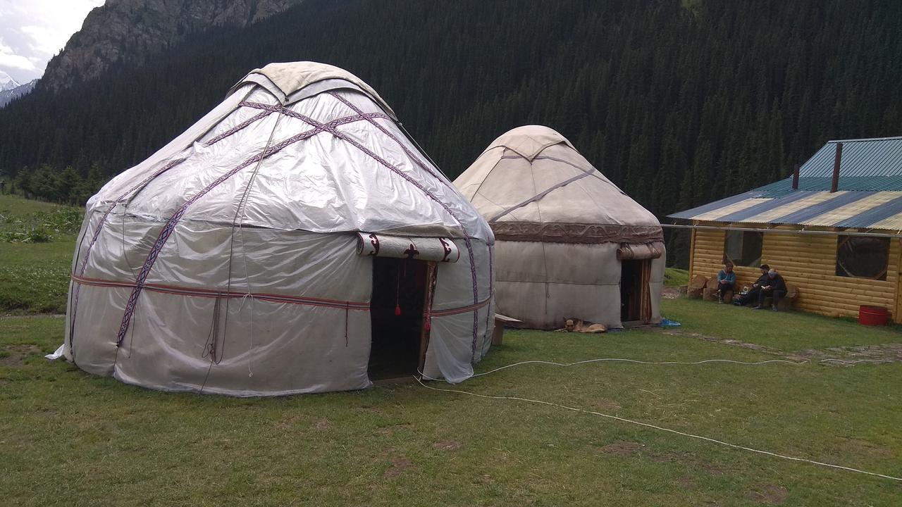 Ala-Kul Guesthouse In Altyn-Arashan كاراكول المظهر الخارجي الصورة